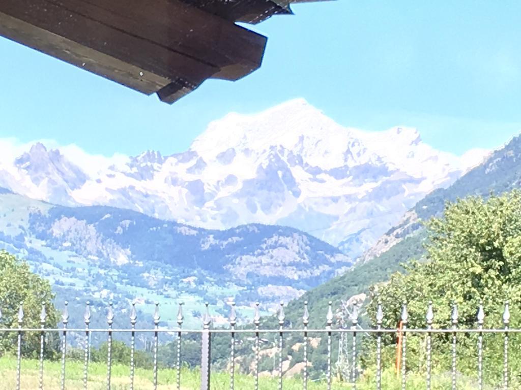 Appartamento Fleur Des Neiges Αόστα Εξωτερικό φωτογραφία